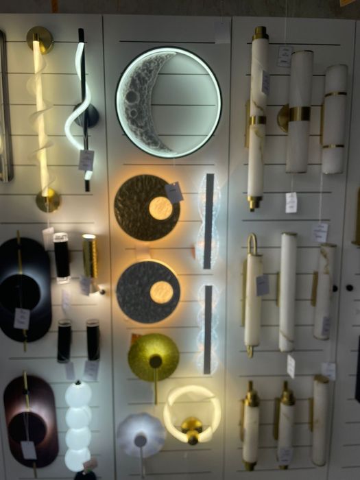 Есть люстры по выгодной цене, пишите