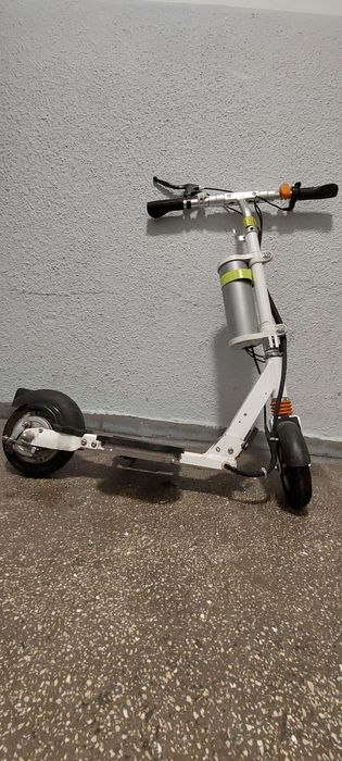 Vand trotineta electrica