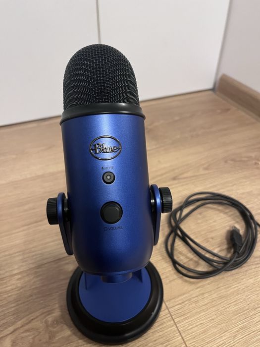 Vand Microfon Profesional Blue Yeti cu cablu USB C