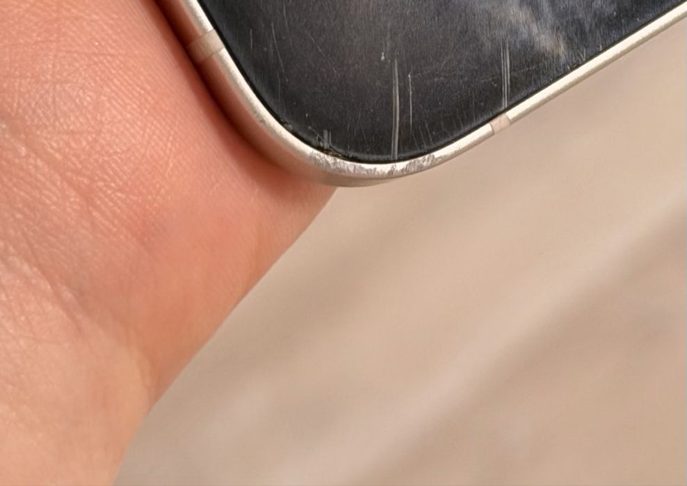 Продам айфон 14,