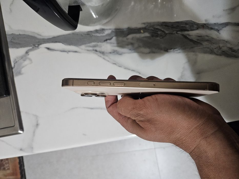 IPhone 16 Pro Max 256 GB (АКБ 90%)