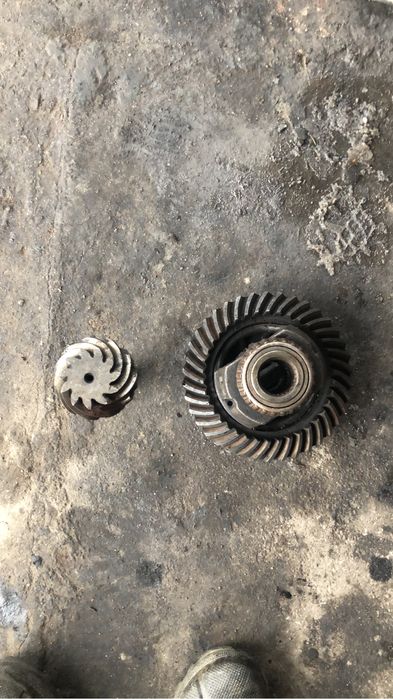 Продам редуктора дефференциалы на Sprinter Бусик 609-814 Варио