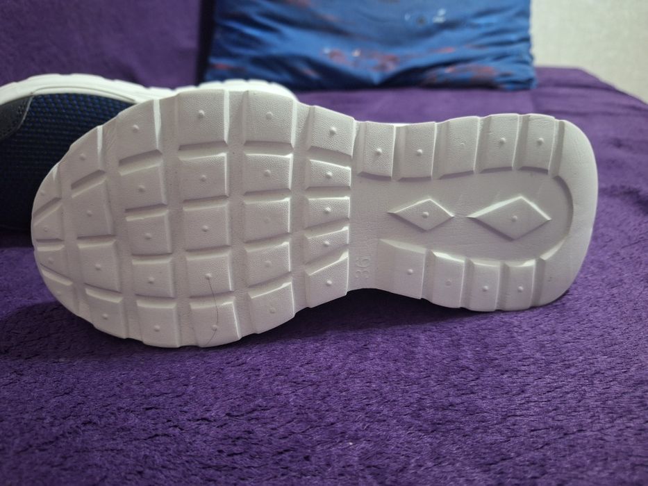 Кроссовки "Jomoto" 36 размер