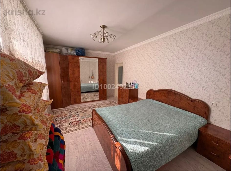 Срочно продам 4х комнатную квартиру