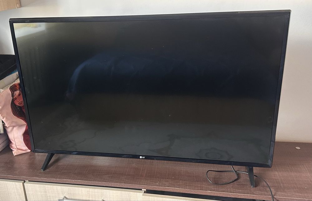Продам телевизор LG
