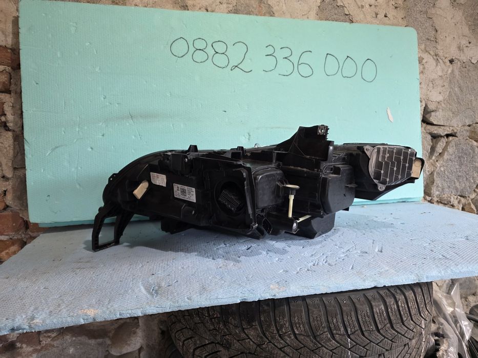 Vw id7 десен фар IQ.LIGHT