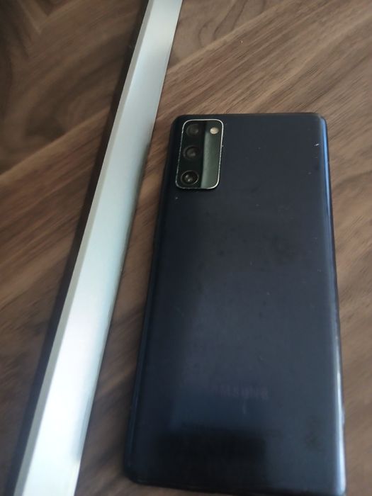 Samsung s20 fe на запчасти