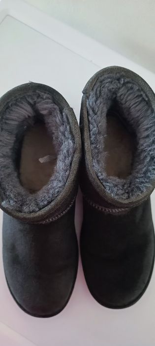 Ugg dama numarul 39