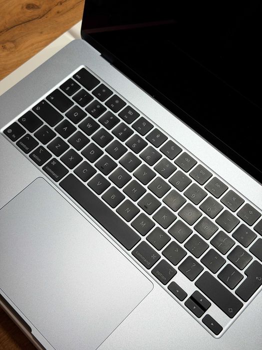 MacBook Air M4 15.3” - 16GB/512GB