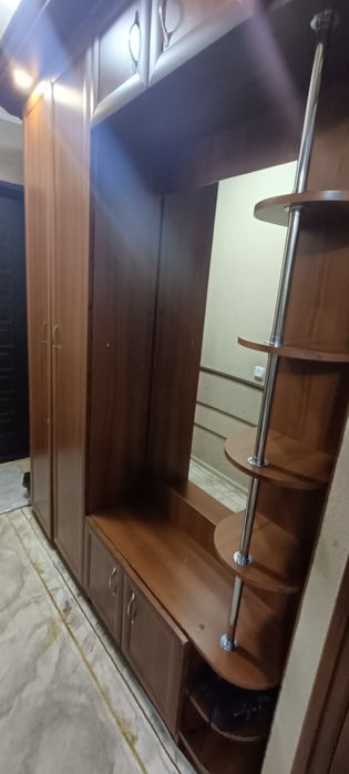 Продается Прихожая