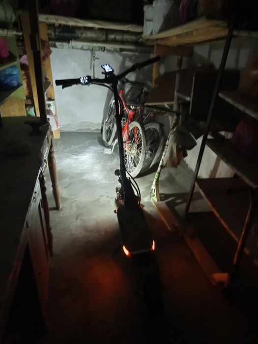 Продаю самокат joyor s10s