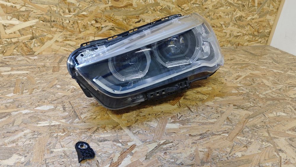 Ляв фар за БМВ Х1 BMW X1 F48 Full LED