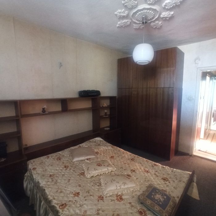 Продава се Четиристаен апартамент в Казанлък - 120 кв.м за 744 €/кв.м - Снимка #3