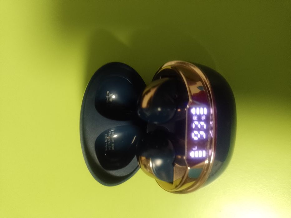 Când căști wireless q13