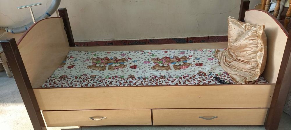 Продам детскую кровать