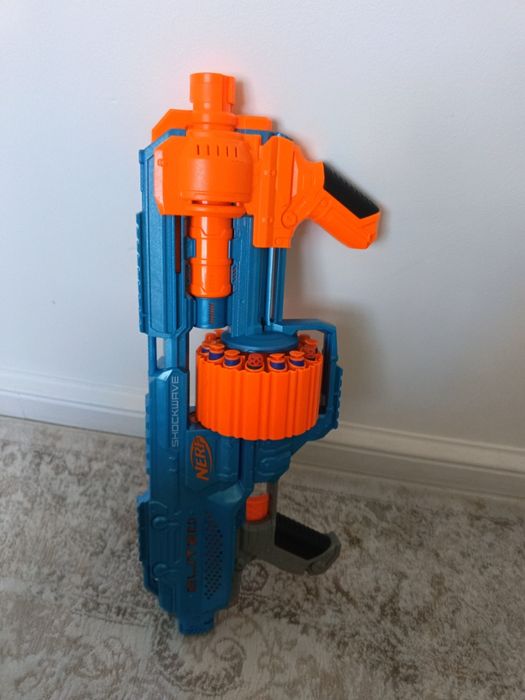 Игрушечный пистолет нерв