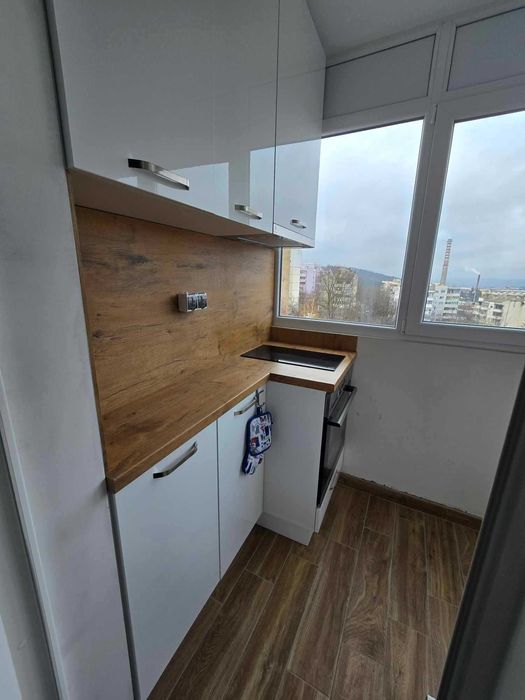 Отличен двустаен кв. Бузлудба