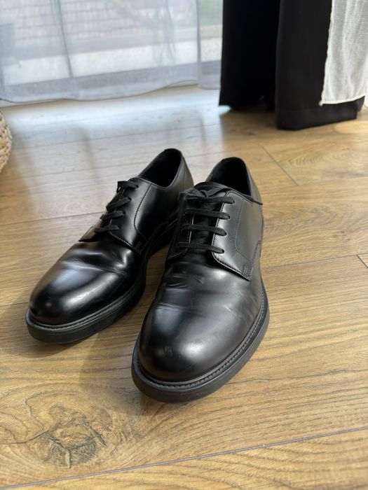 Pantofi Prada eleganti de barbati piele naturala marime 40.5