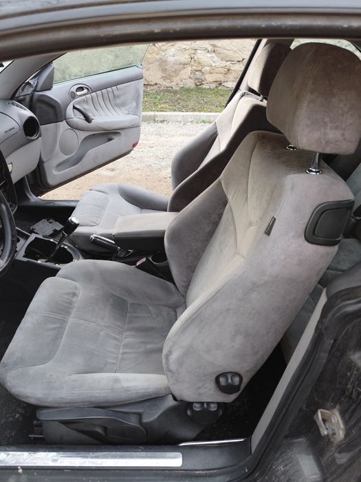 Алкантара седалки / салон за Alfa Romeo GT