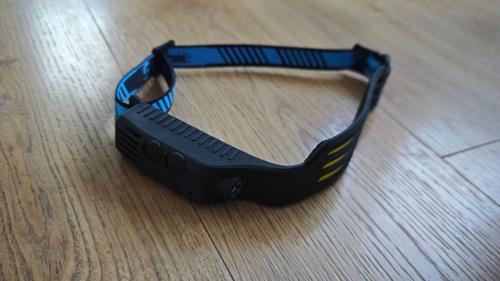 LED челник със сензор за движение и фенерче