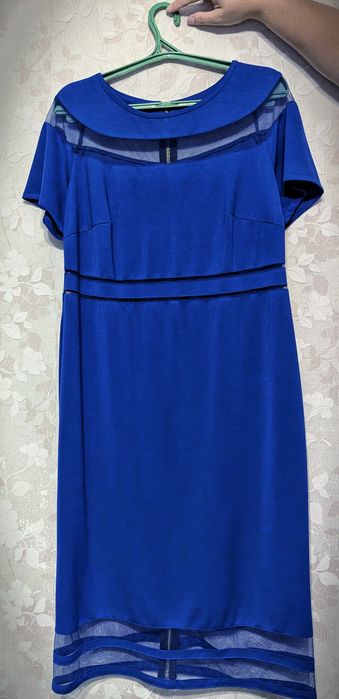 Платье праздничное