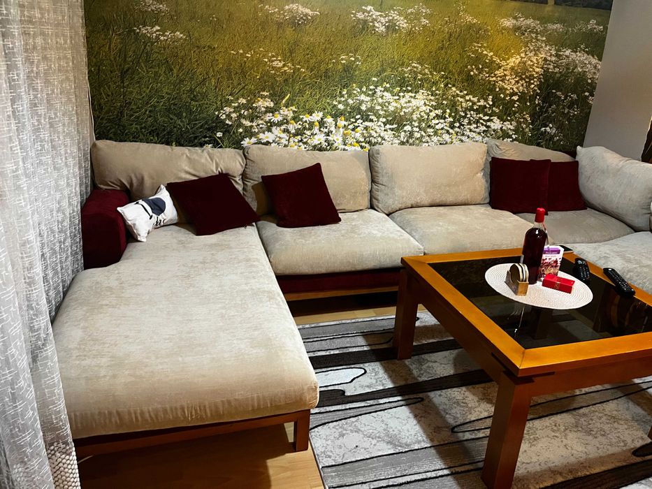 Голям П-образен диван 316 см – изключително запазен