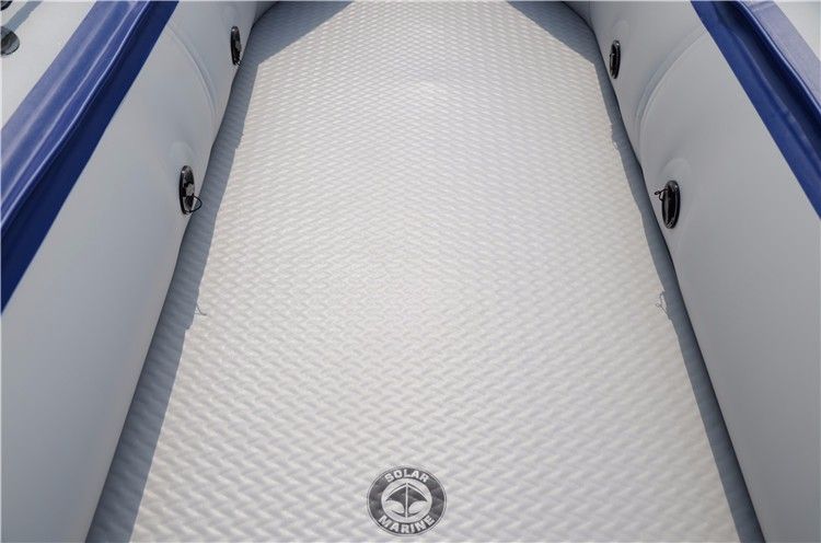 Лодка с надуваемо твърдо дъно 3,80м