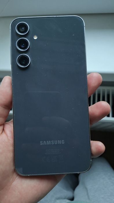 Vand Samsung S23 FE