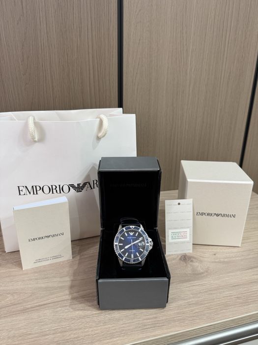 Часы ARMANI новые