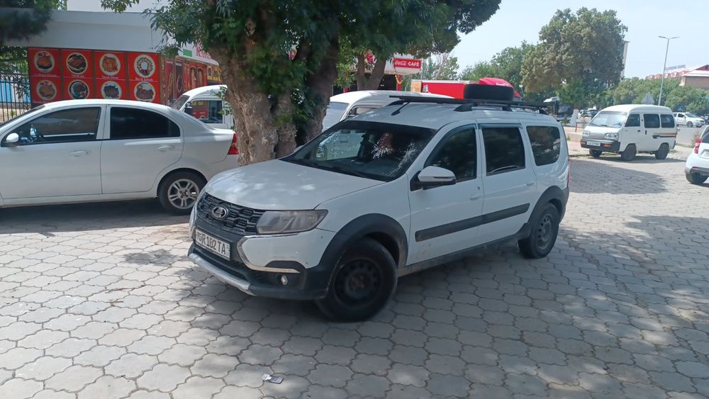 Lada Largus cros full 2022 yil