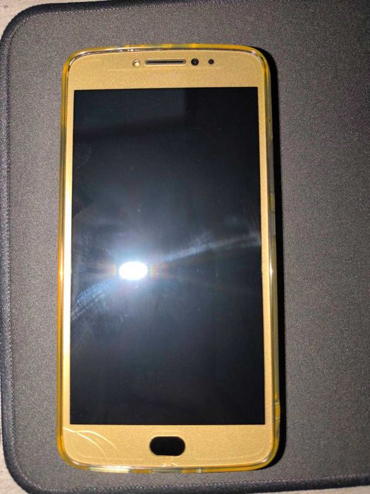 Смартфон Motorola Moto E4 Plus 3G/16GB