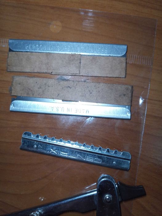 Antique Marianna #310 Straight Razor Collectible 2lame brici sigilate