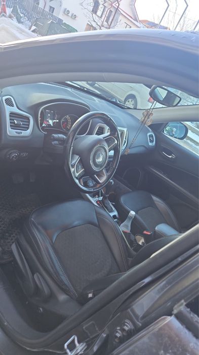Se vinde Jeep Compass