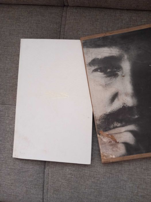 Фидел Кастро, книга от 1975 с автограф