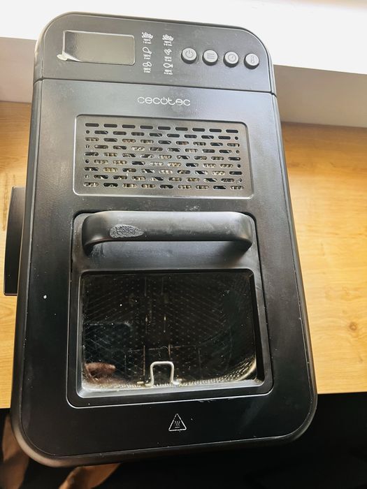 Friteuză Cecotec CleanFry Luxury 3000 Dark – 3,2L / 2400W
