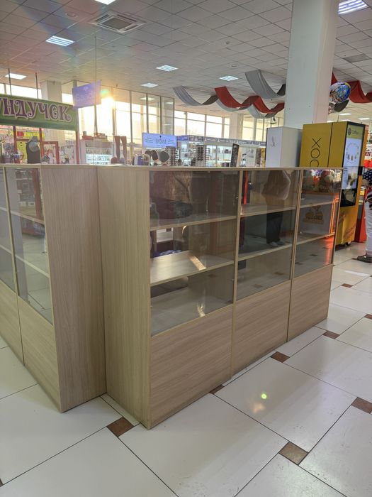 Витрина островок