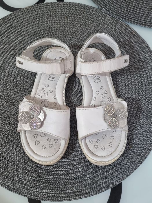 Sandale Lasocki Young marime 30