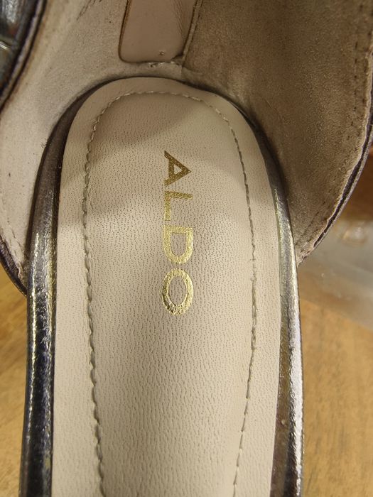 Sandale cu toc Aldo, model deosebit