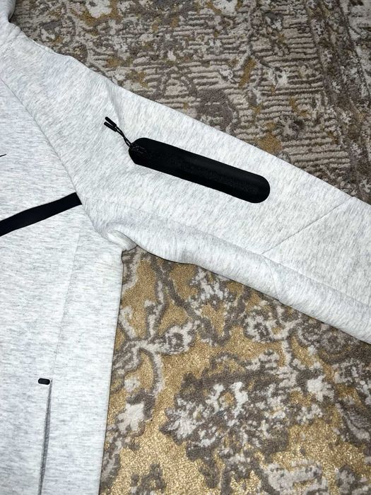 #EDITIE LIMITATĂ# Nike Tech Fleece Full Gri - Verificare Colet