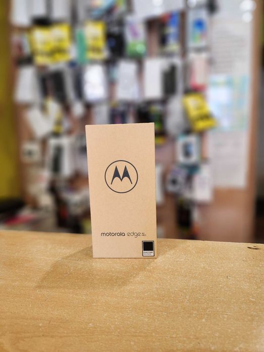 Moto 40 Neo - Nou, Sigilat - 256Gb/12 - Black -*Rate*Garantie*Factura*