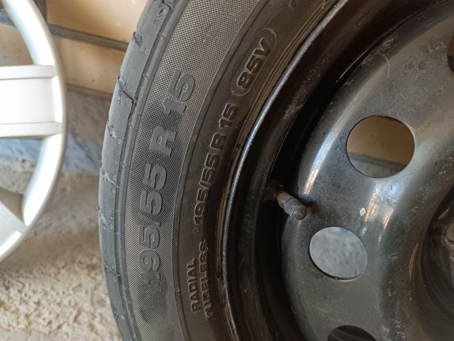 Продам колёса от автомобиля ЖЕНТРА,в комплекте.