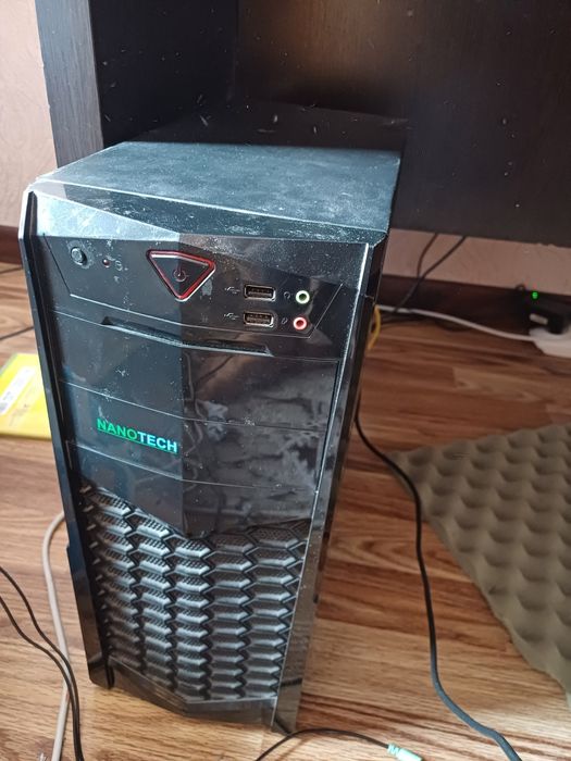 Kamputer. Domashniy Manitorli Protsessorli