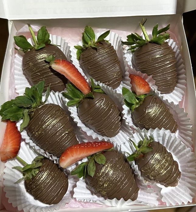 клубника в шоколаде