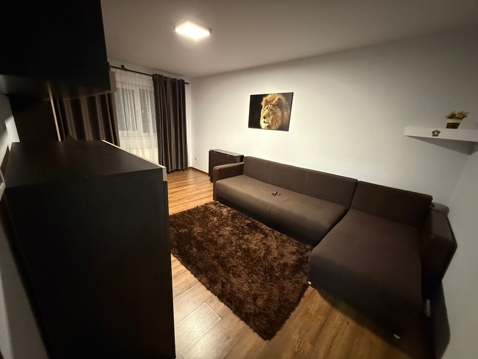 De inchiriat apartament 2 camere zona bazar orizont