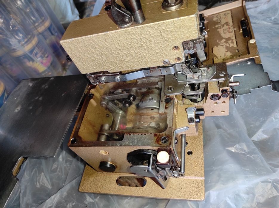 Професионален петконечен оверлогTextima