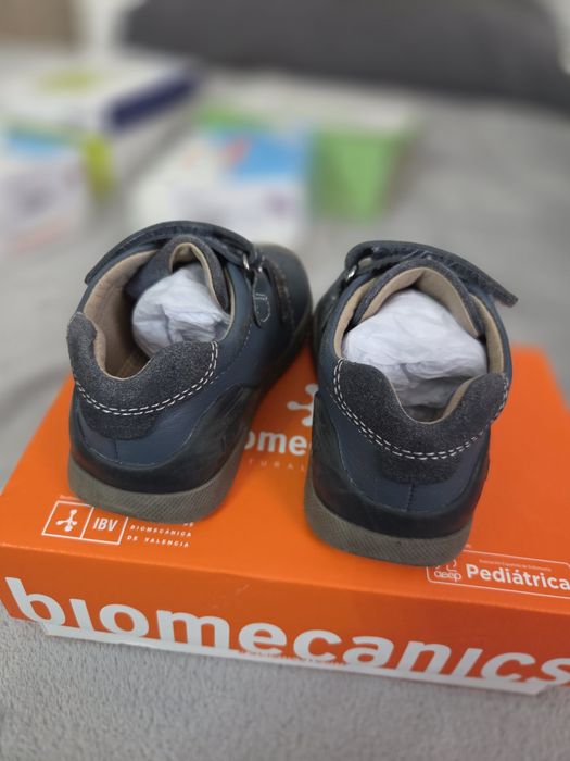 Incaltaminte biomecanics