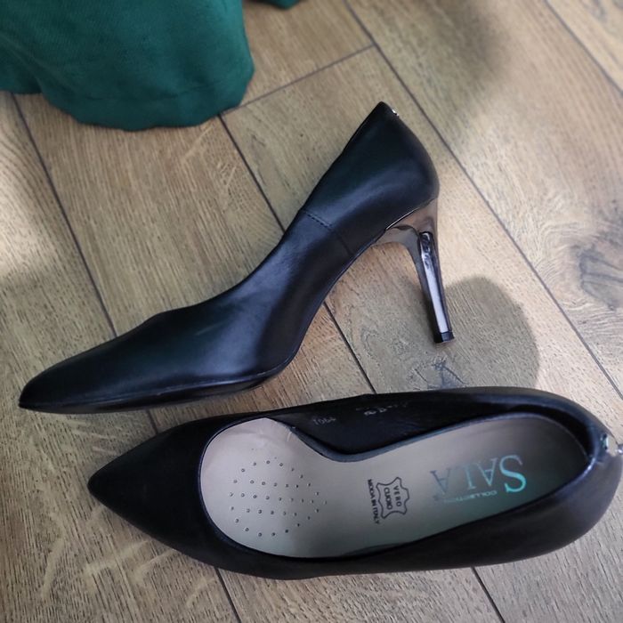 Pantofi piele negri
