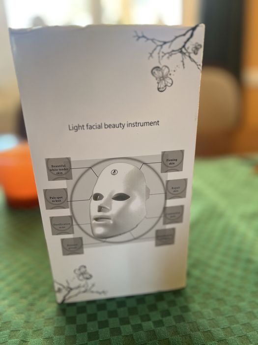 7 цветна LED маска за лице