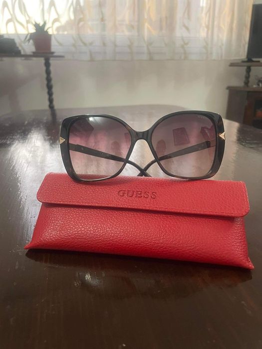 Дамски слънчеви очила Guess GU7820 52F