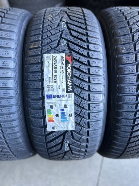 245/45/19 YOKOHAMA 2бр